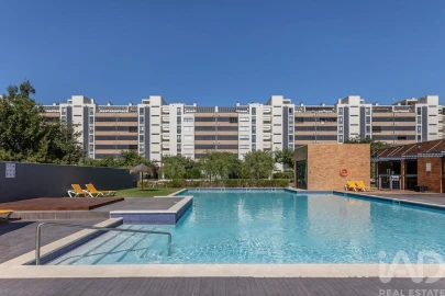 Apartamento T2 para Arrendamento em São Domingos de Benfica