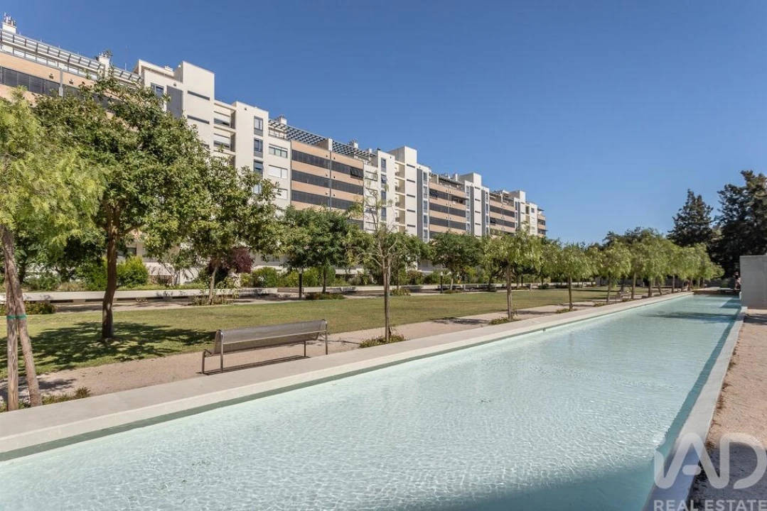 Apartamento T2 para Arrendamento em São Domingos de Benfica Foto 22