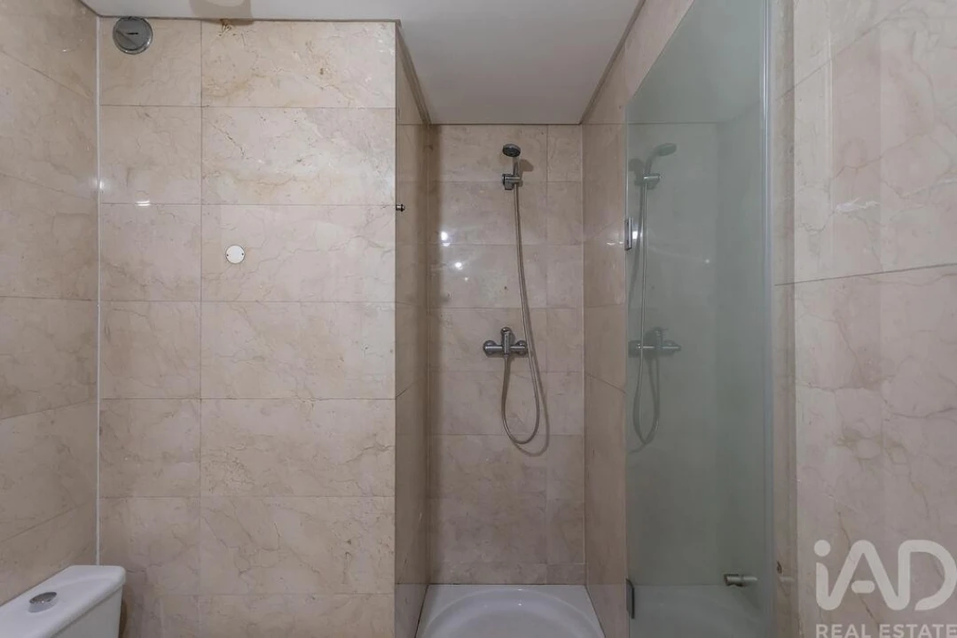 Apartamento T2 para Arrendamento em São Domingos de Benfica Foto 18