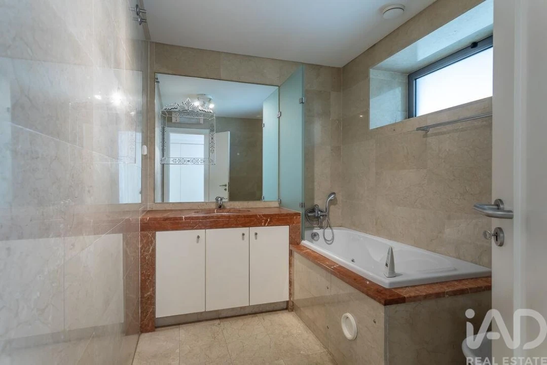 Apartamento T2 para Arrendamento em São Domingos de Benfica Foto 14