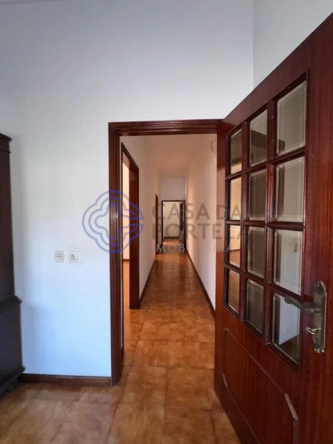 Moradia T2 para Venda em Moreira de Conegos