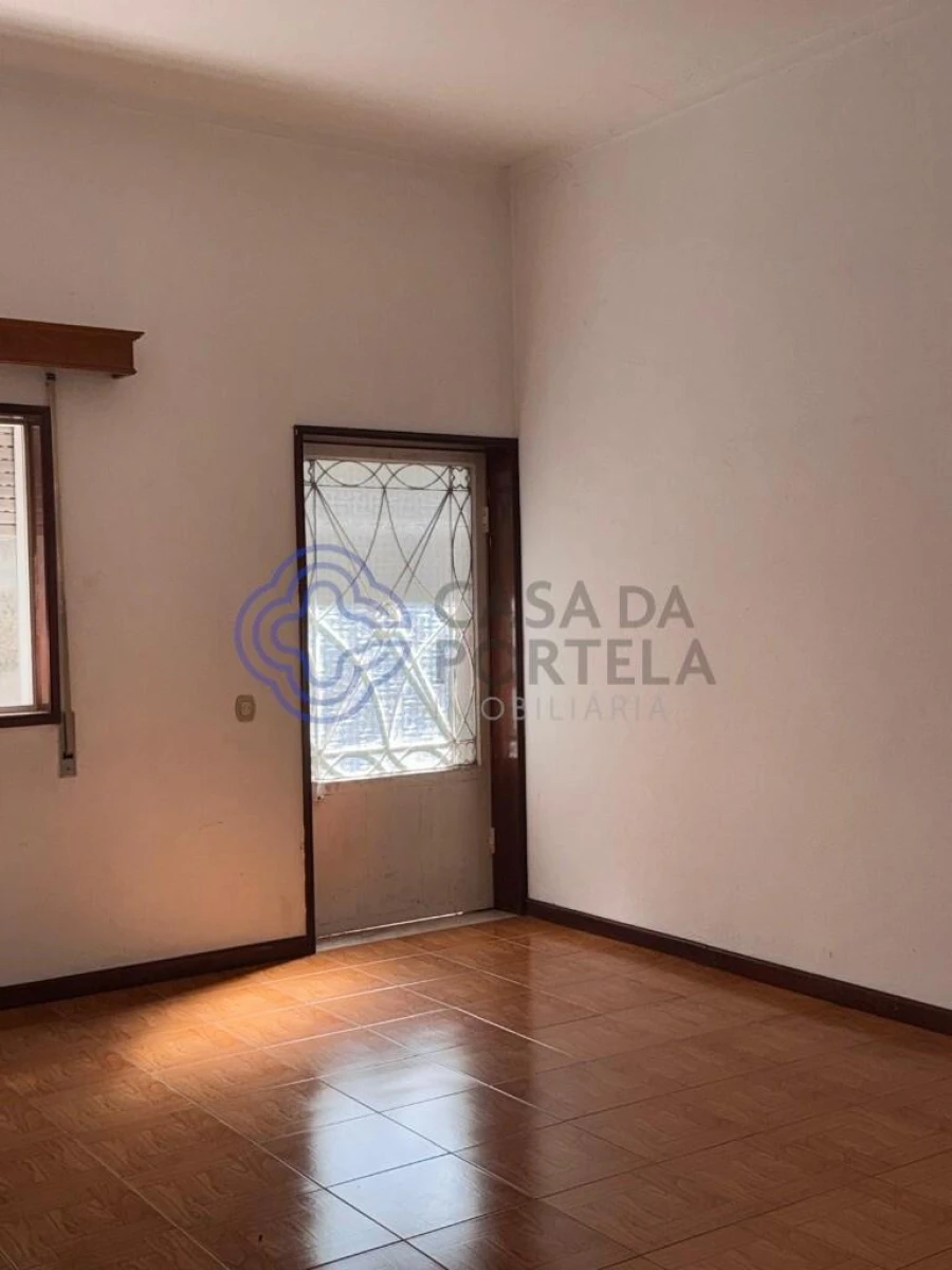 Moradia T2 para Venda em Moreira de Conegos Foto 10