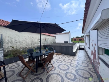 Moradia T4 para Venda em Flamengos