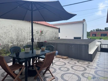 Moradia T4 para Venda em Flamengos
