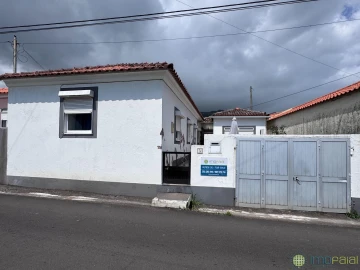 Moradia T4 para Venda em Flamengos