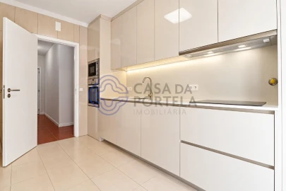 Apartamento T2 para Venda em Póvoa de Varzim, Beiriz e Argivai