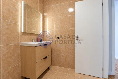 Apartamento T2 para Venda em Póvoa de Varzim, Beiriz e Argivai
