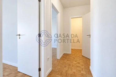 Apartamento T2 para Venda em Póvoa de Varzim, Beiriz e Argivai