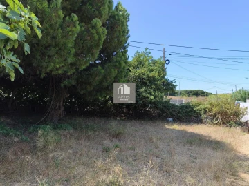 Terreno para Venda em Caparica e Trafaria