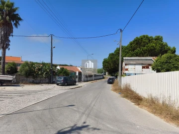Terreno para Venda em Caparica e Trafaria