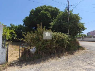 Terreno para Venda em Caparica e Trafaria