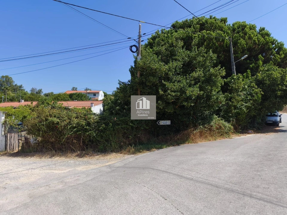 Terreno para Venda em Caparica e Trafaria Foto 2