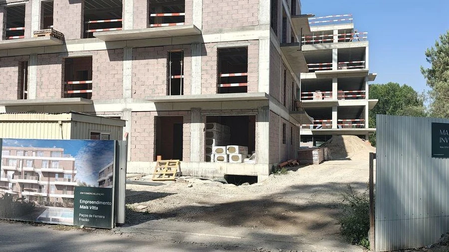 Apartamento T3 para Venda em Frazão Arreigada