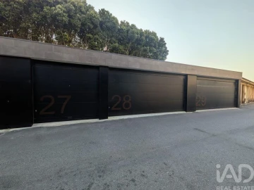 Garagem para Venda em Perafita, Lavra e Santa Cruz do Bispo