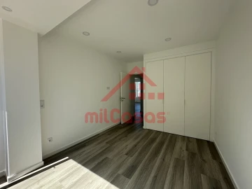 Apartamento T3 para Arrendamento em Ericeira