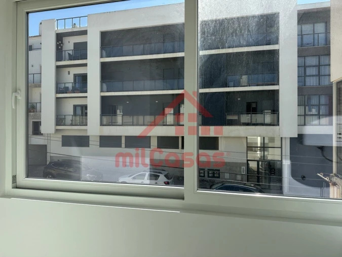 Apartamento T3 para Arrendamento em Ericeira Foto 8