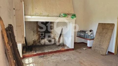 Quinta T1 para Venda em Sines