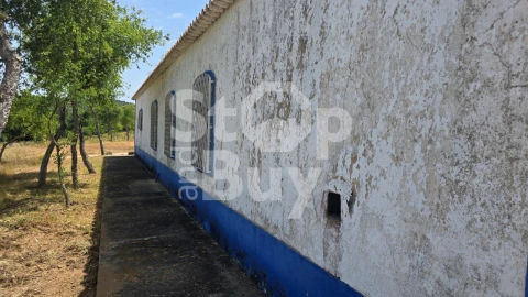Quinta T1 para Venda em Sines