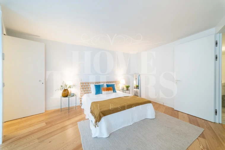 Apartamento T2 para Arrendamento em Misericórdia Foto 23