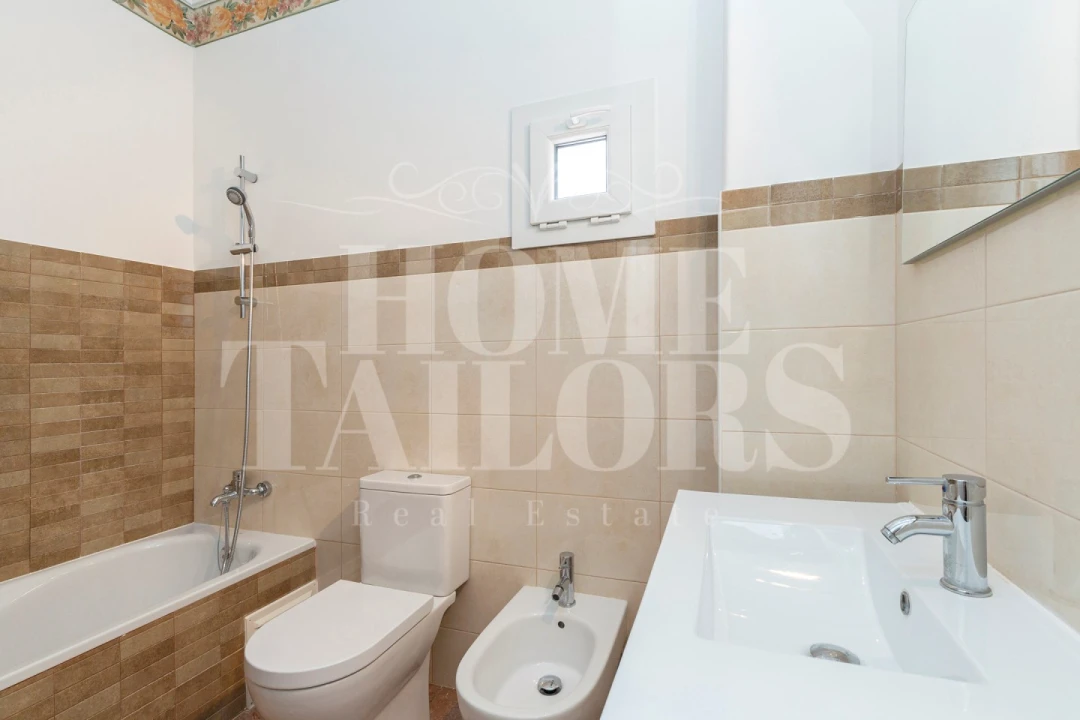 Apartamento T3 para Arrendamento em Santo António Foto 17