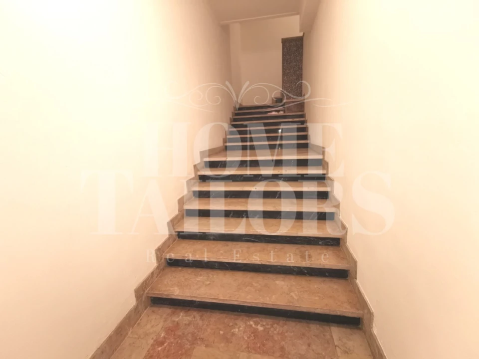 Apartamento T3 para Arrendamento em Santo António Foto 22