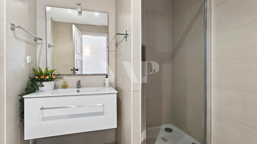 Apartamento T3 para Venda em Quarteira Foto 15