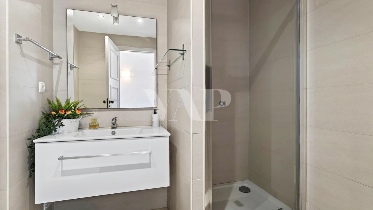 Apartamento T3 para Venda em Quarteira Foto 15