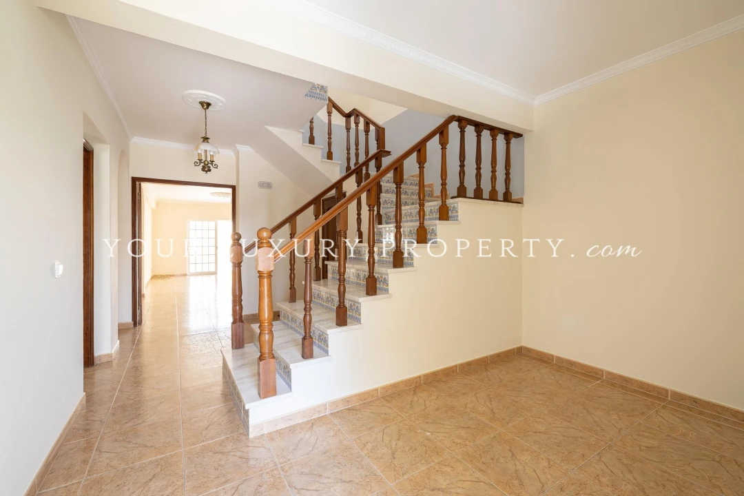 Moradia T4 para Venda em Loule (São Clemente) Foto 4