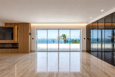 Apartamento T4 para Venda em Carcavelos e Parede