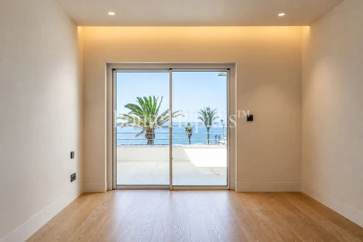 Apartamento T4 para Venda em Carcavelos e Parede