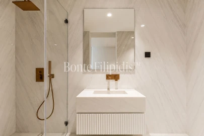 Apartamento T4 para Venda em Carcavelos e Parede