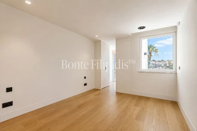Apartamento T4 para Venda em Carcavelos e Parede