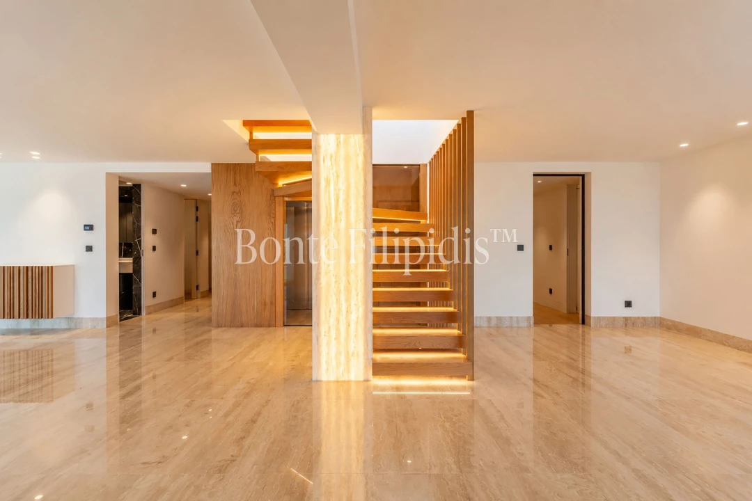 Apartamento T4 para Venda em Carcavelos e Parede Foto 14