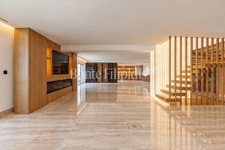 Apartamento T4 para Venda em Carcavelos e Parede Foto 3