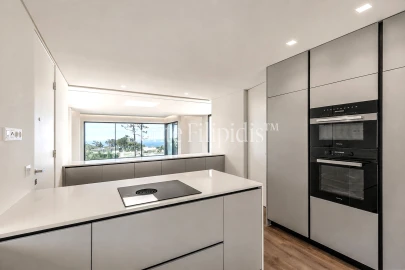 Moradia T5 para Venda em Colares