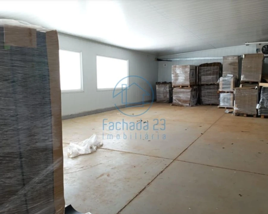 Armazém para Venda em Préstimo e Macieira de Alcoba Foto 4