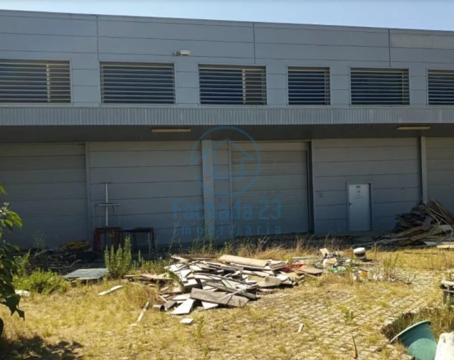 Armazém para Venda em Préstimo e Macieira de Alcoba Foto 2