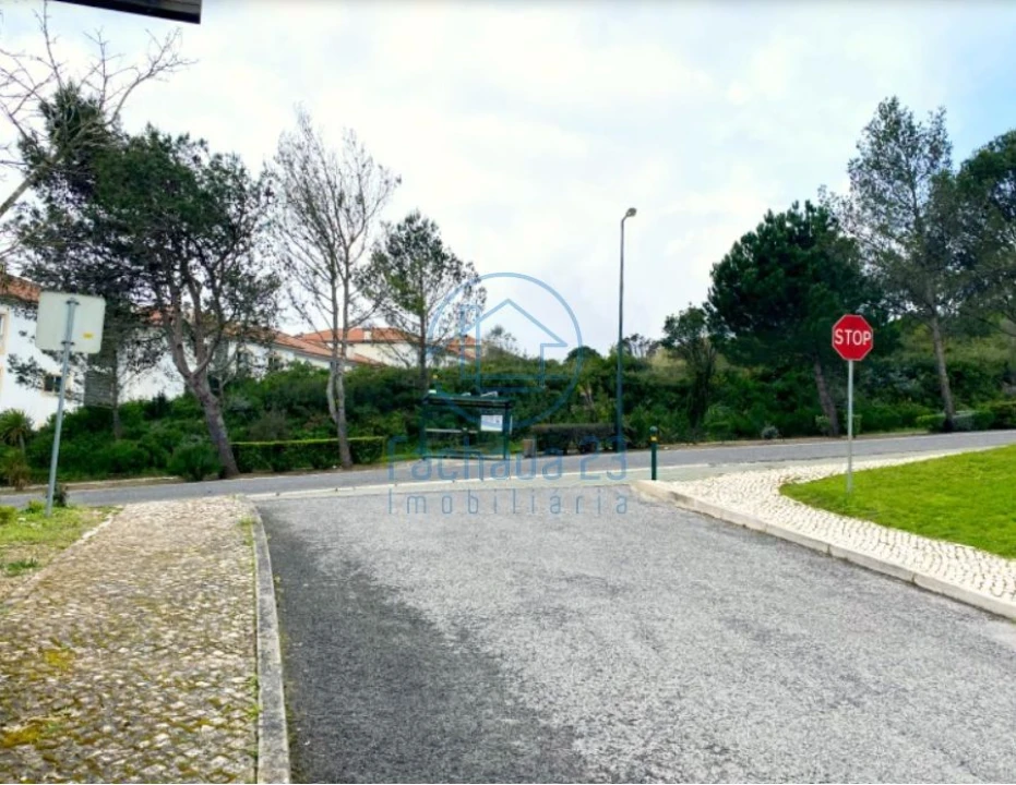 Terreno para Venda em Agualva e Mira-Sintra Foto 2