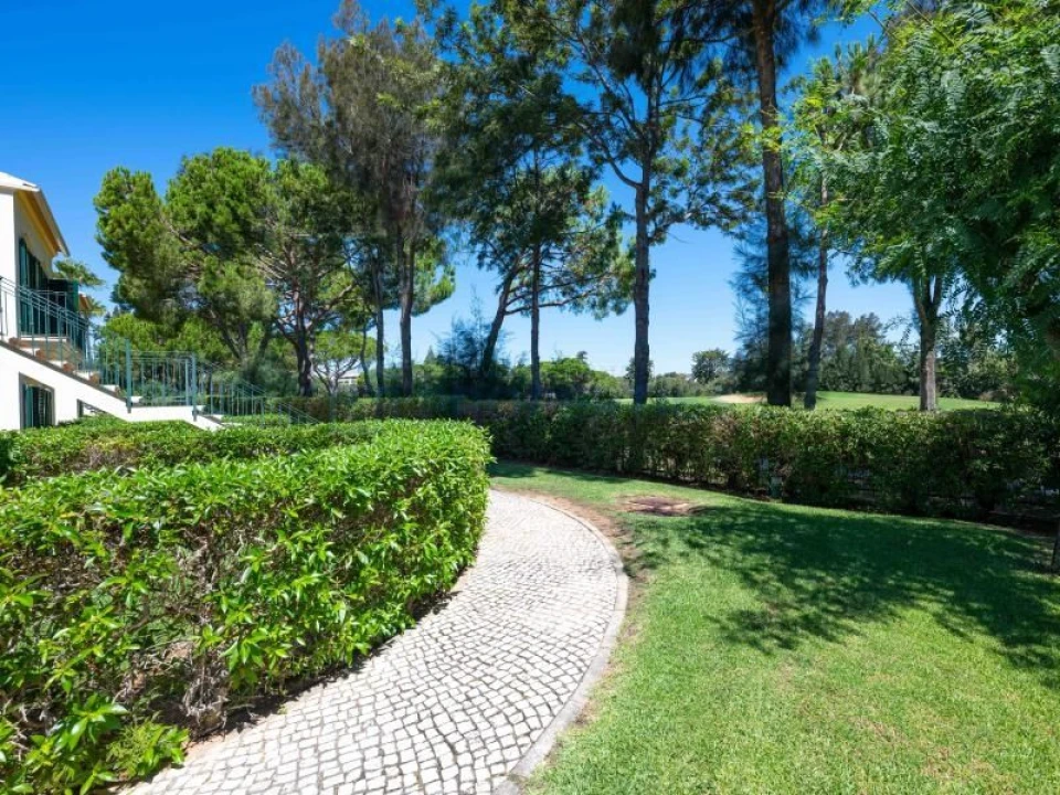 Apartamento T2 para Venda em Quarteira Foto 27