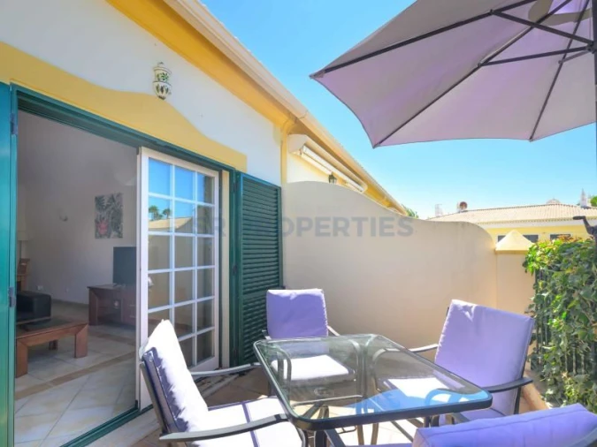 Apartamento T2 para Venda em Quarteira Foto 24