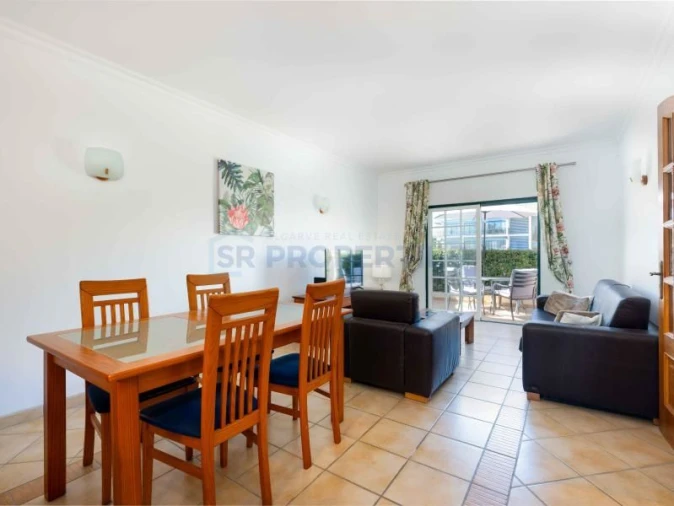 Apartamento T2 para Venda em Quarteira Foto 2