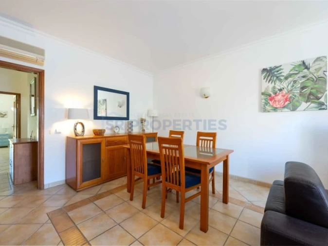 Apartamento T2 para Venda em Quarteira Foto 9