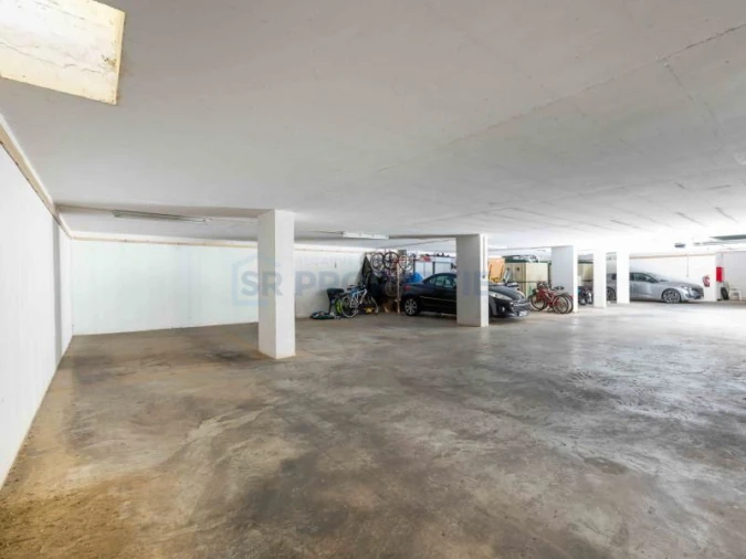 Apartamento T2 para Venda em Quarteira Foto 26