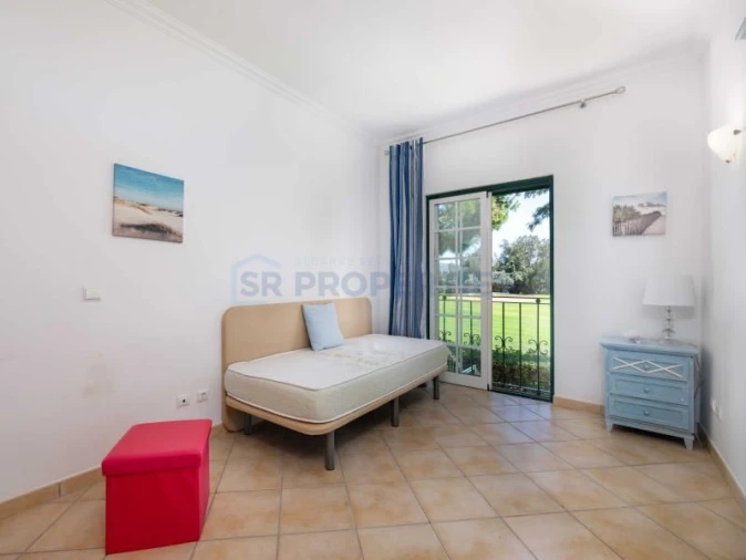 Apartamento T2 para Venda em Quarteira Foto 16