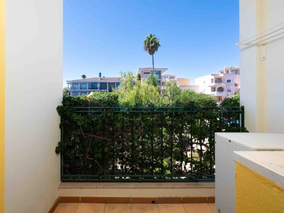 Apartamento T2 para Venda em Quarteira Foto 22