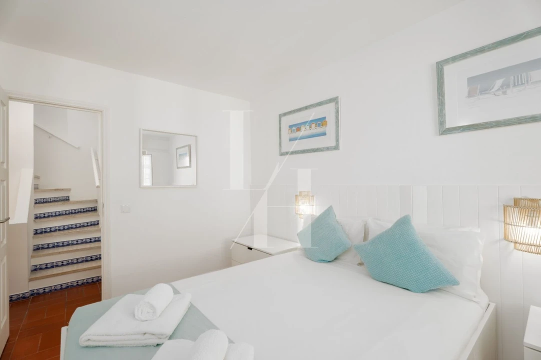 Apartamento T2 para Arrendamento férias em Quarteira Foto 2