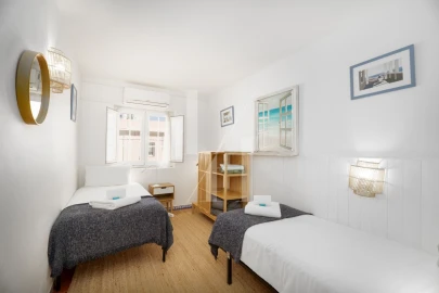 Apartamento T2 para Arrendamento férias em Quarteira