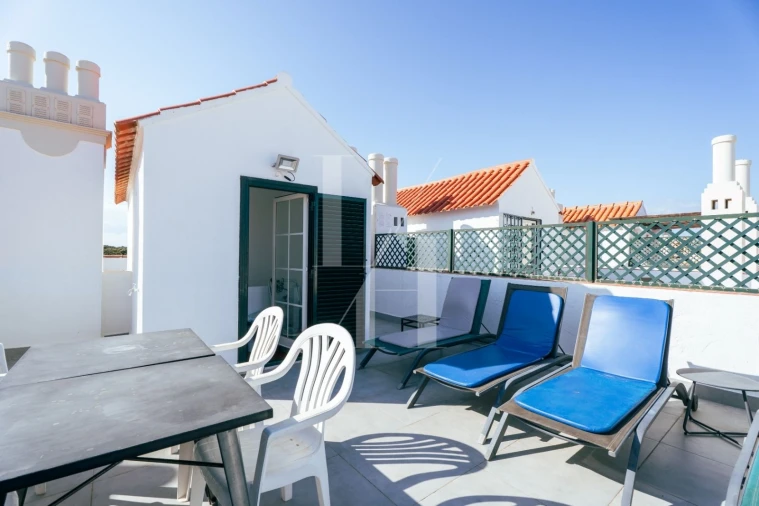 Apartamento T2 para Arrendamento férias em Quarteira Foto 29