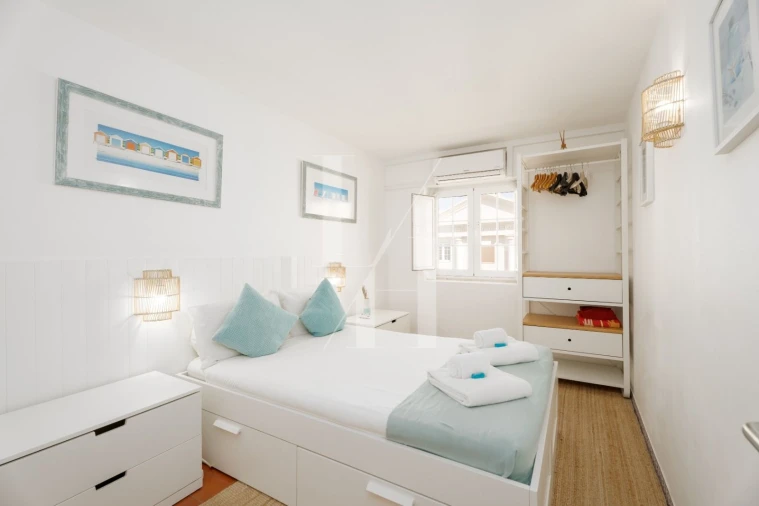 Apartamento T2 para Arrendamento férias em Quarteira Foto 6