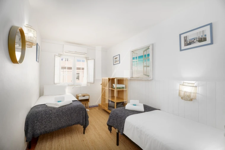 Apartamento T2 para Arrendamento férias em Quarteira Foto 10